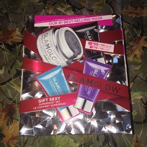 GLAMGLOW supermud set!